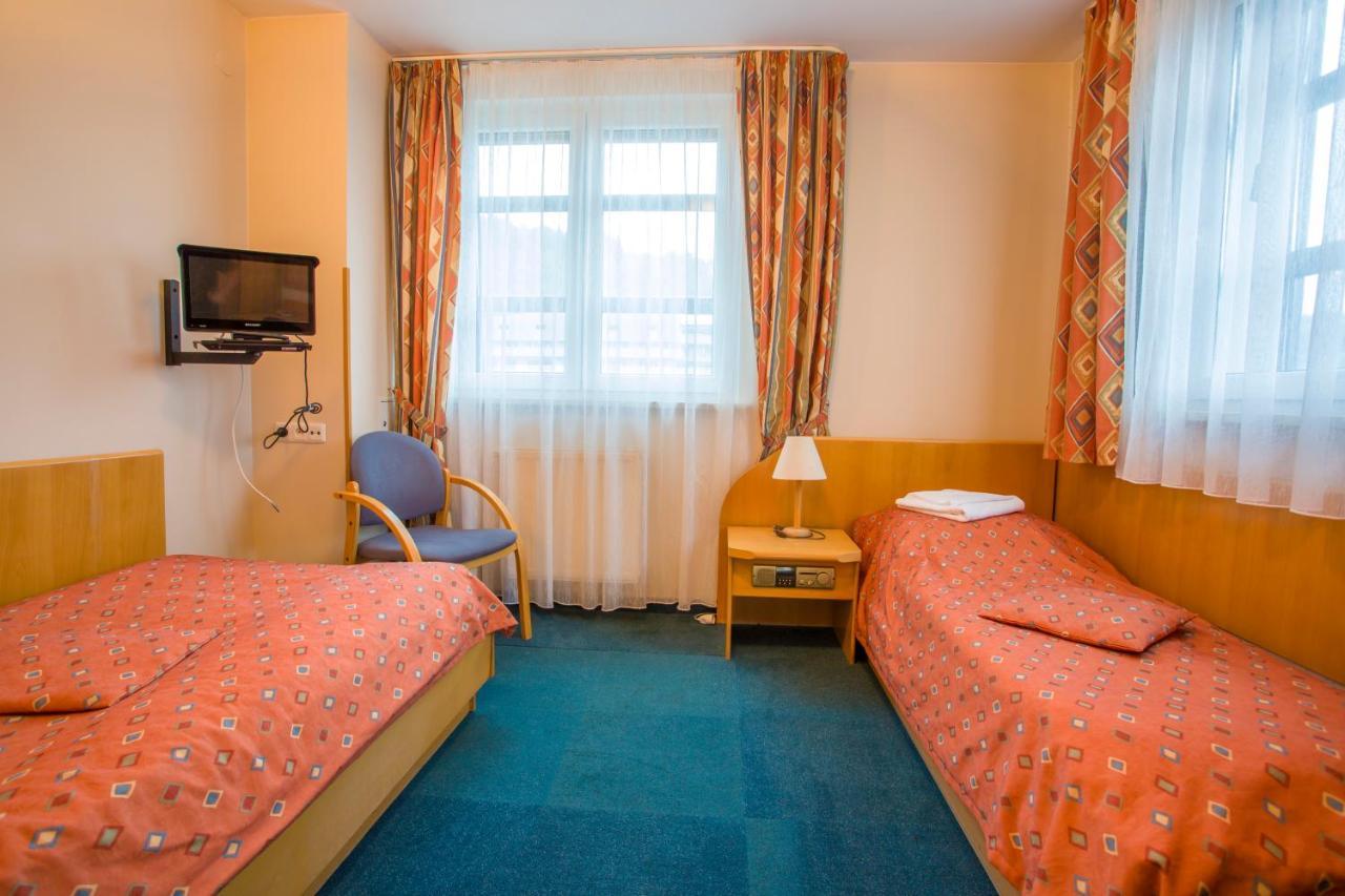 Farys - Swietna Lokalizacja, Sauna, Jacuzzi, Piekne Widoki Z Okien Krynica-Zdrój Esterno foto