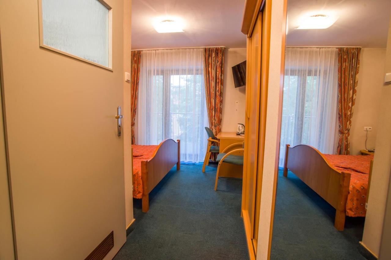Farys - Swietna Lokalizacja, Sauna, Jacuzzi, Piekne Widoki Z Okien Krynica-Zdrój Esterno foto